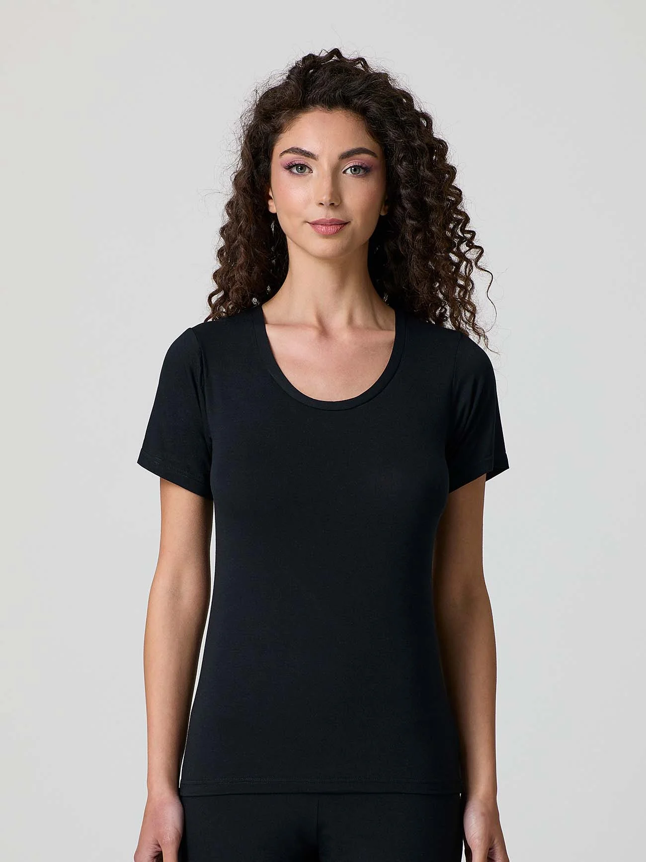 T-shirt donna in micromodal linea relax - Image 5