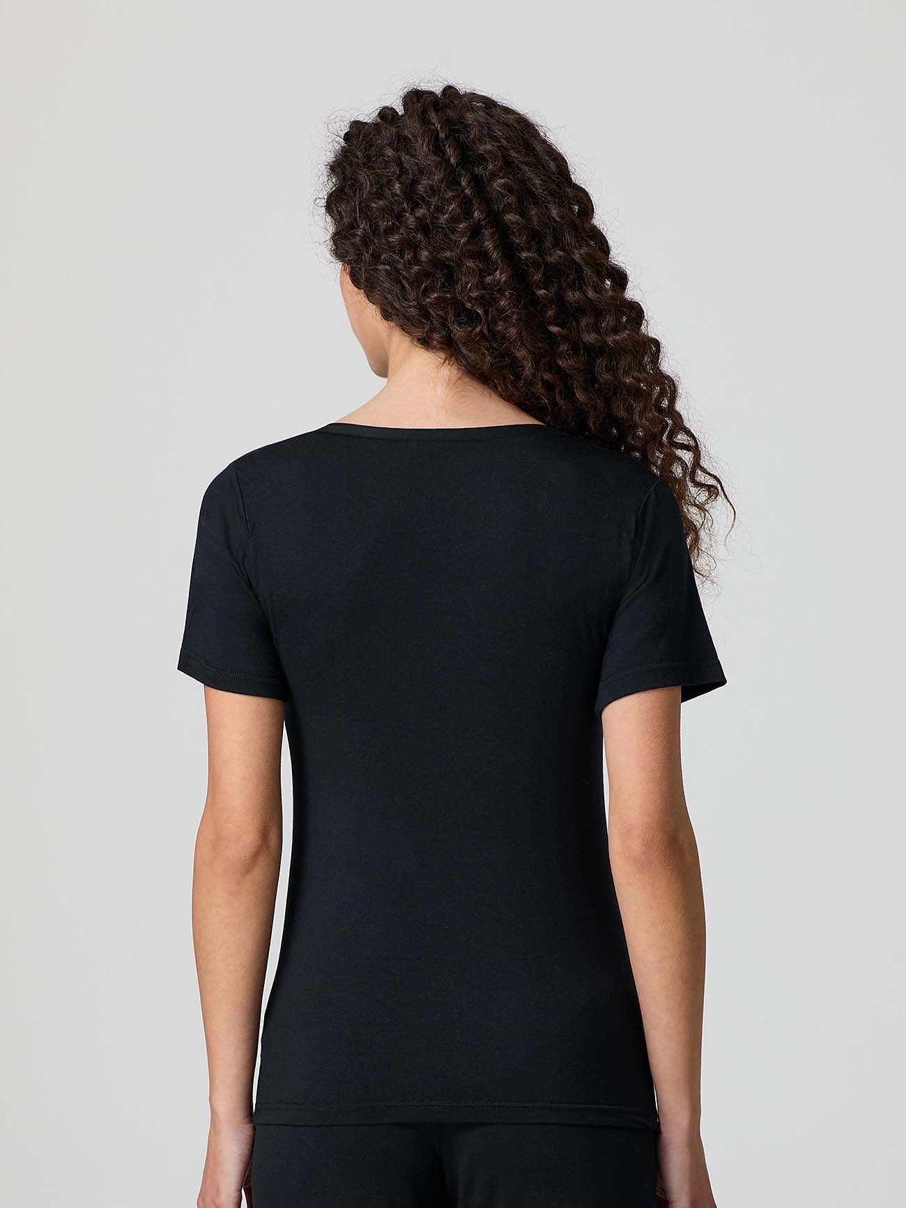 T-shirt donna in micromodal linea relax - Image 6