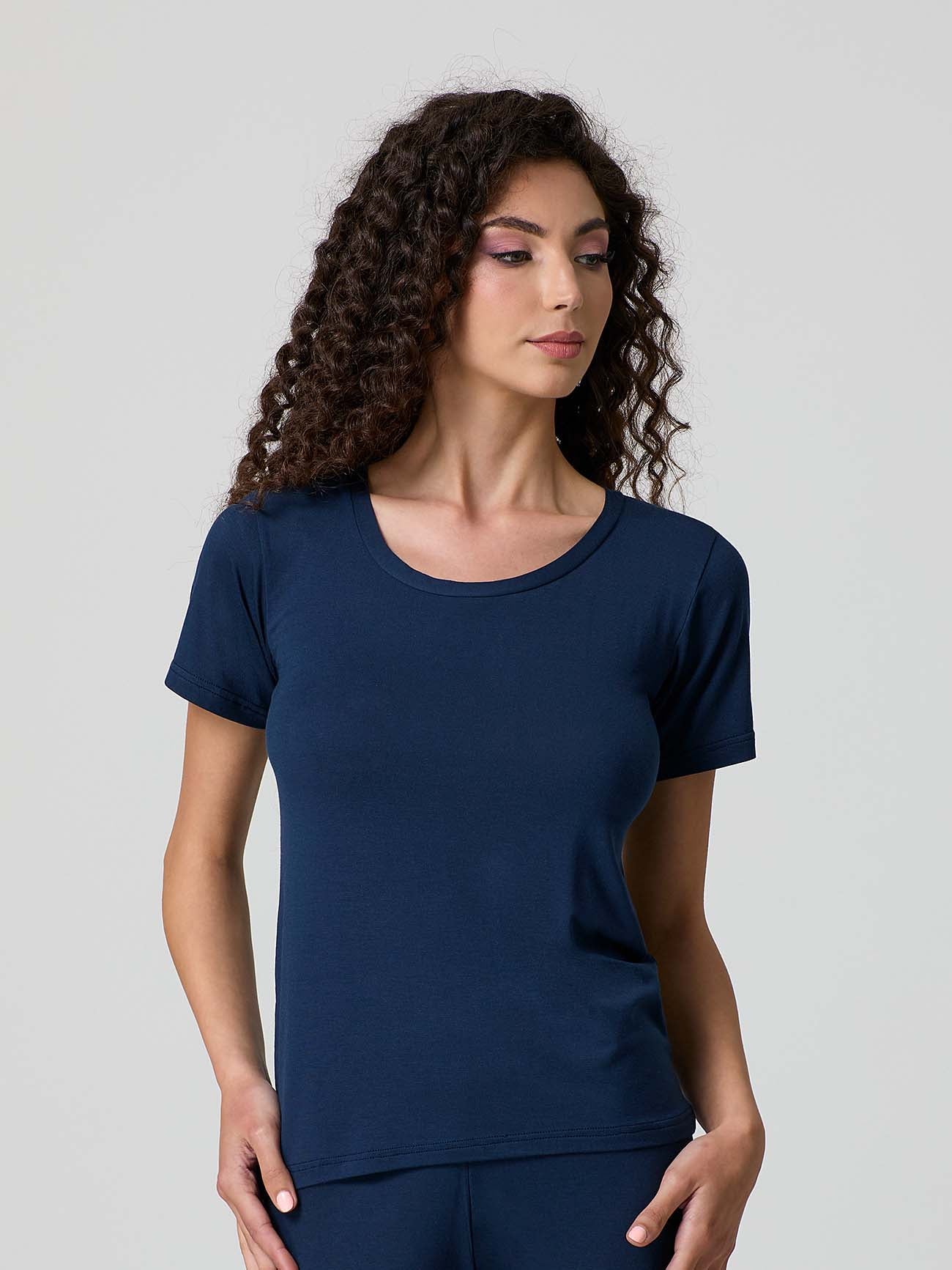 T-shirt donna in micromodal linea relax - Image 9