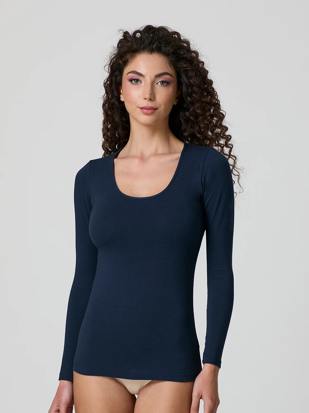 Maglia a scollo lollo in cotone elasticizzato - Image 12