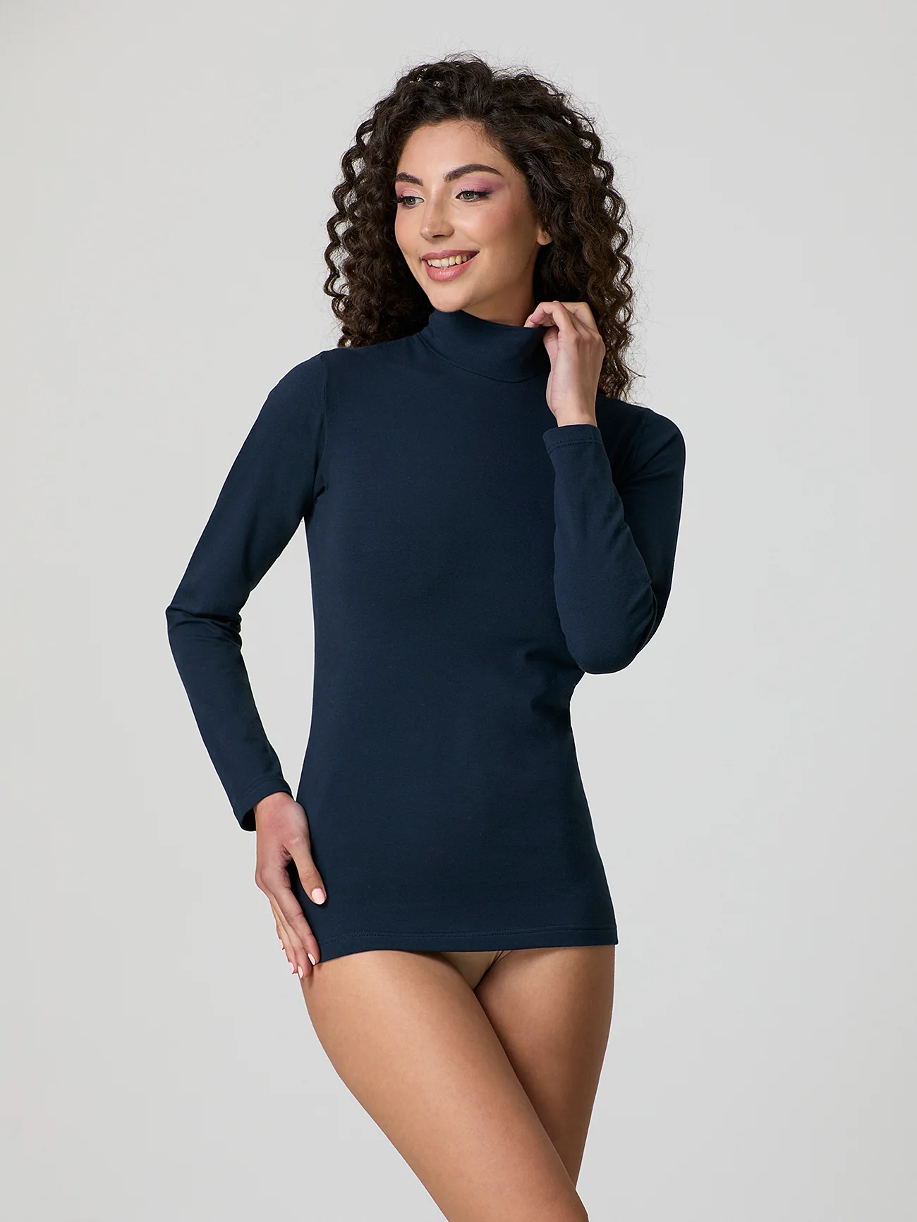 Maglia a lupetto in soft cotton - Image 11
