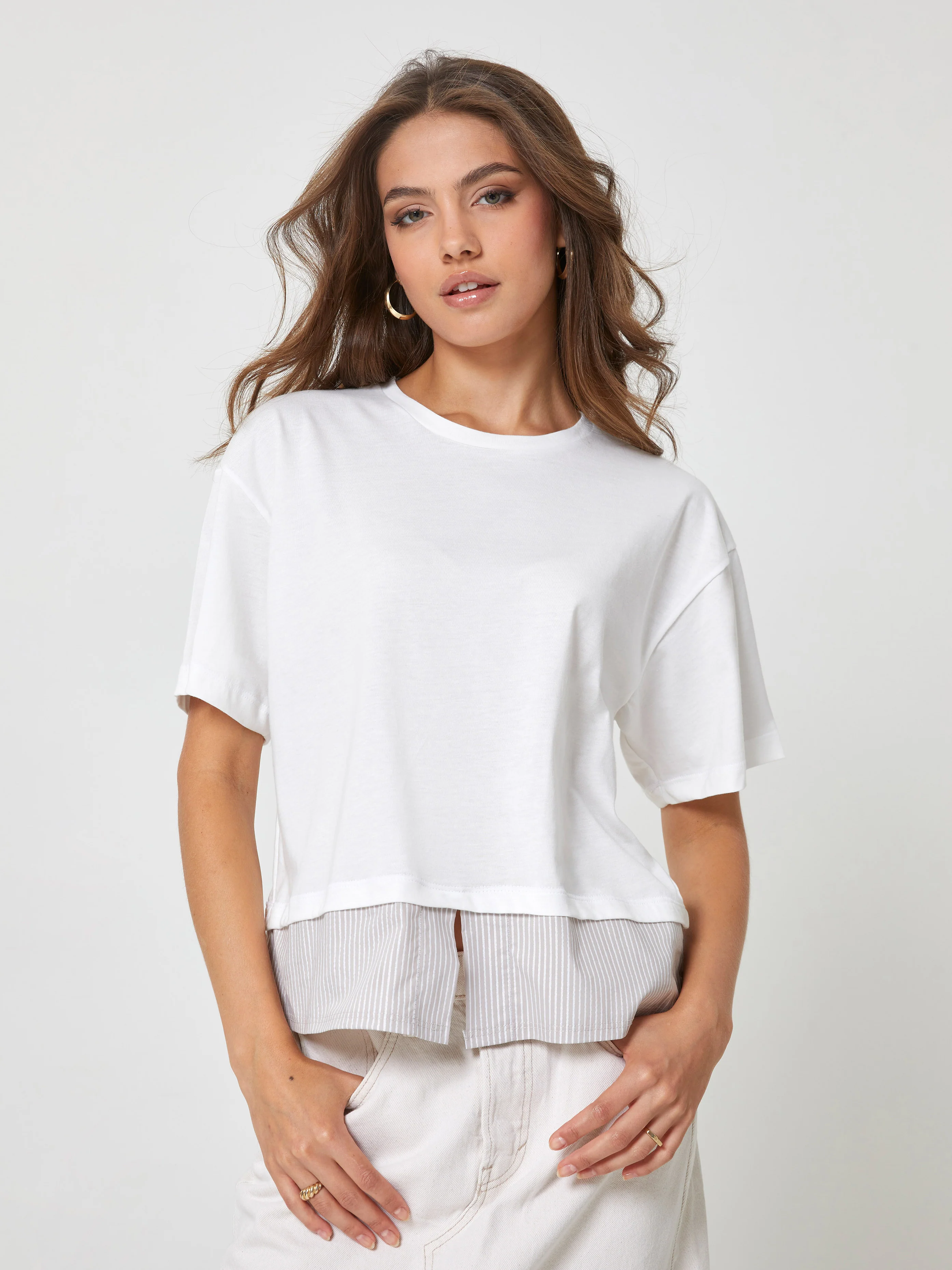 T-shirt oversize con inserto camicia - Image 6