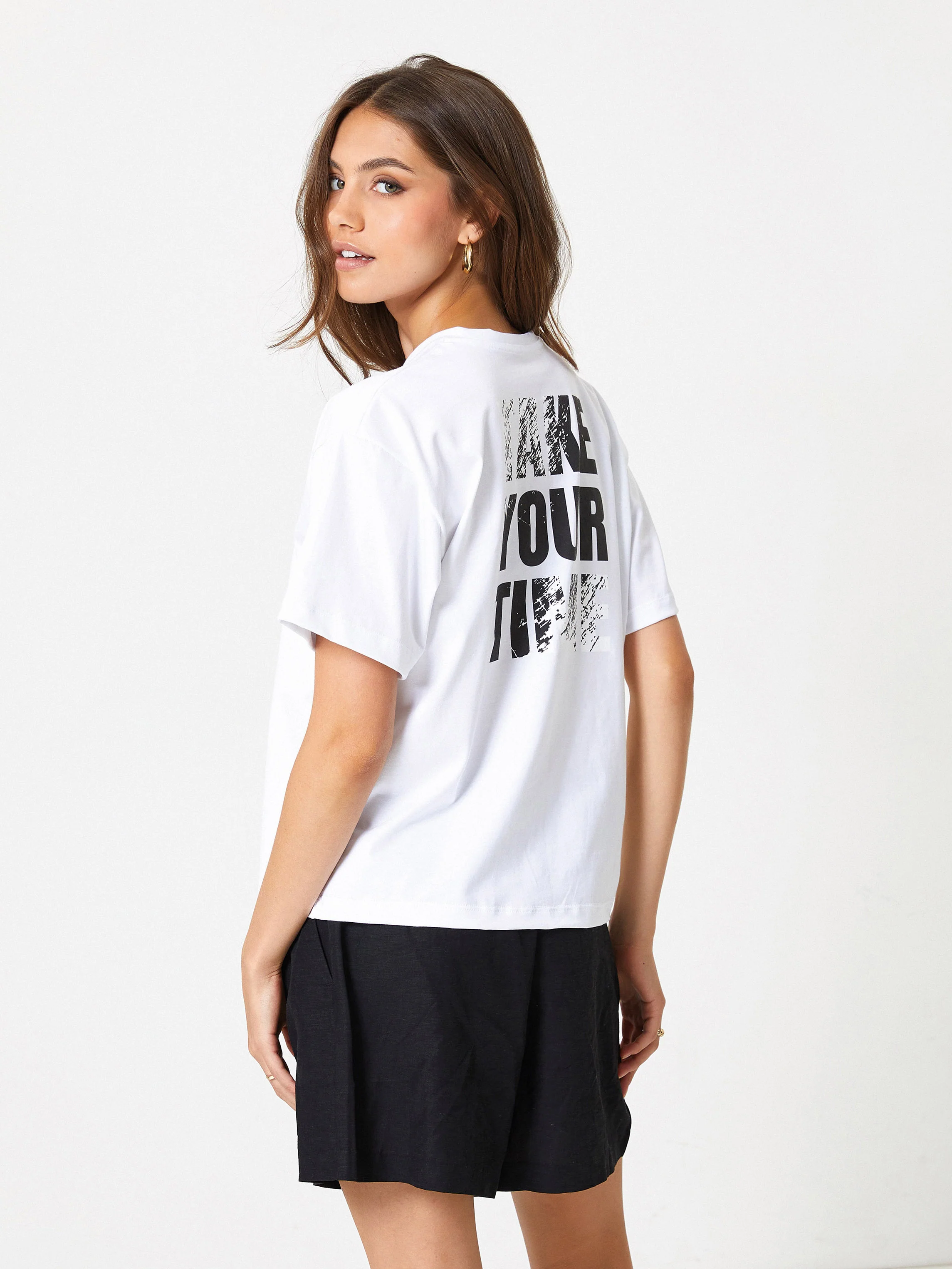 T-shirt oversize con scritte - Image 8