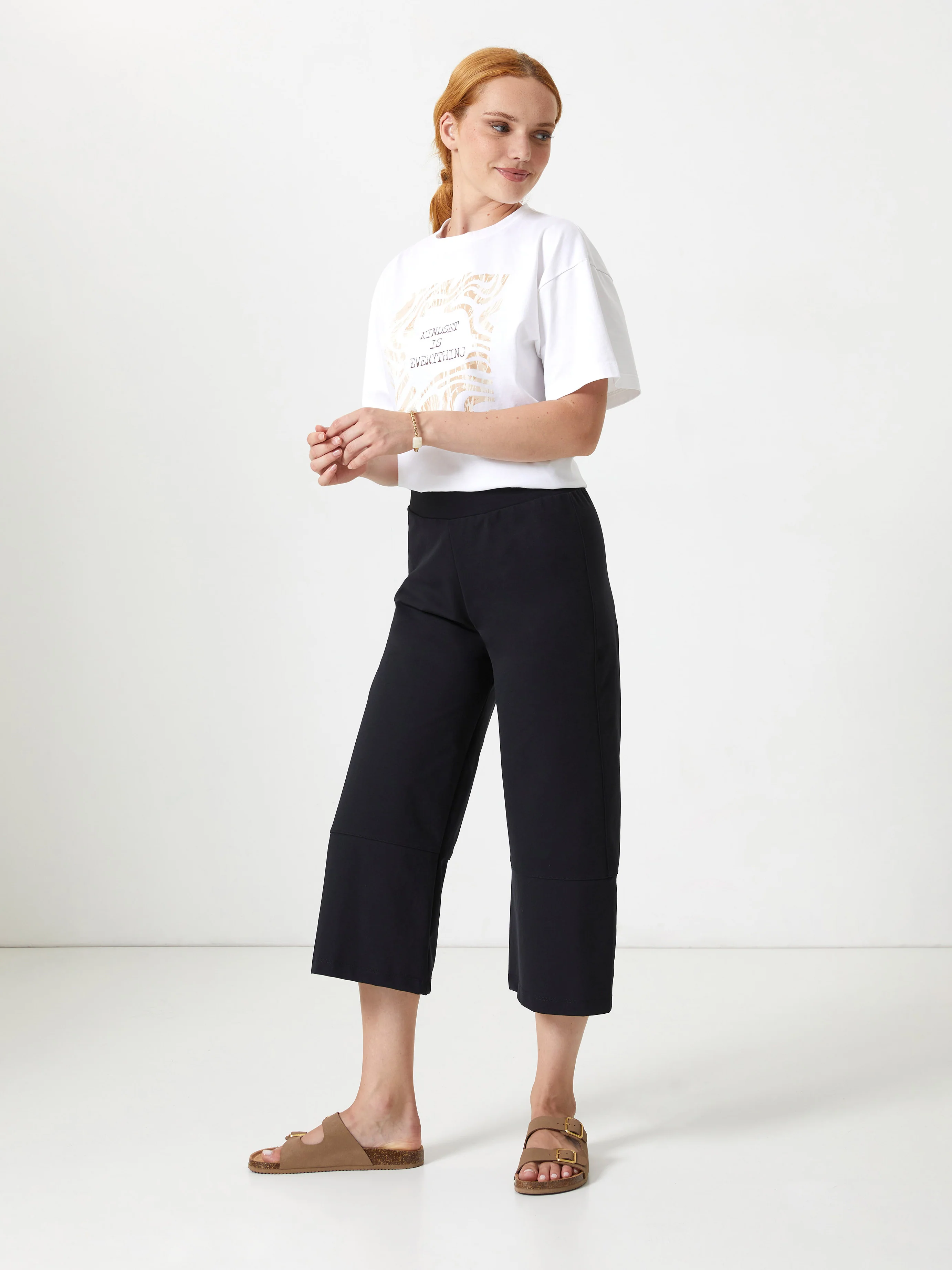 Pantalone capri con imputure - Image 4