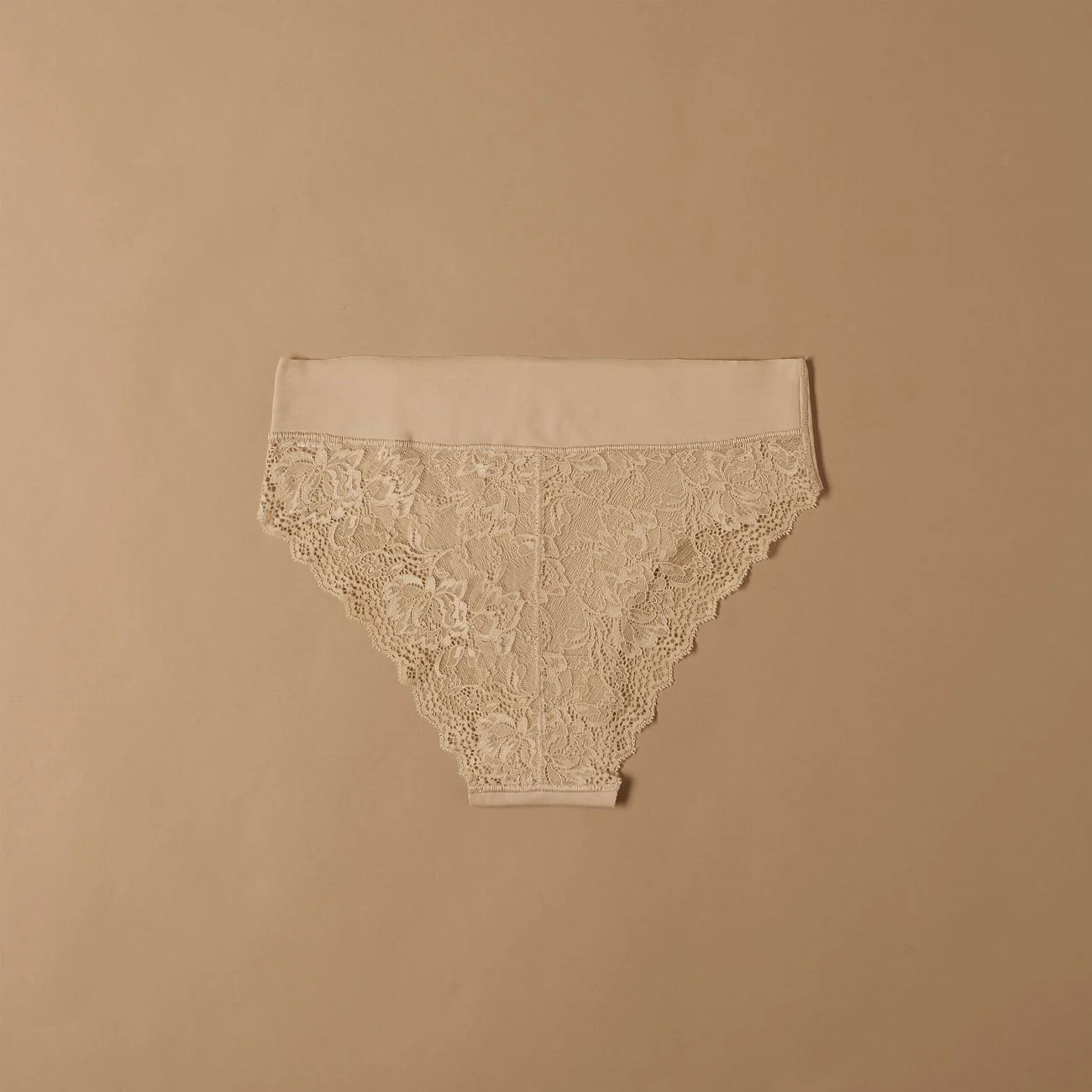 Slip taglio laser con pizzo sul retro - Image 15